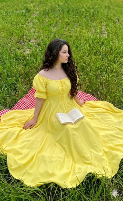 فستان الأميرة الفكتوري ✨❤️
مع هدية papillon مساك مجانا 🎀🎀